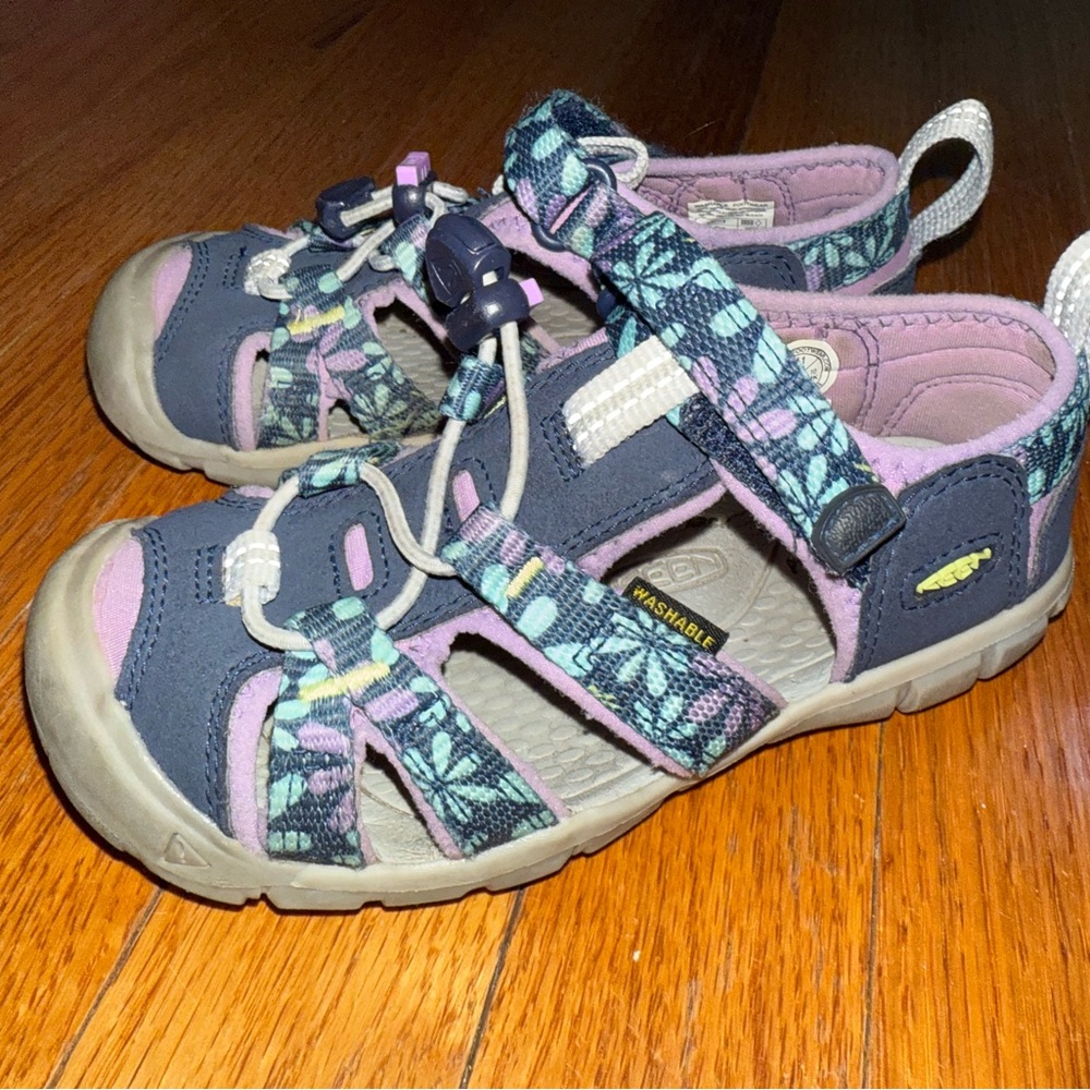 Kids Multi-Color Sandals - Picture 2 of 3